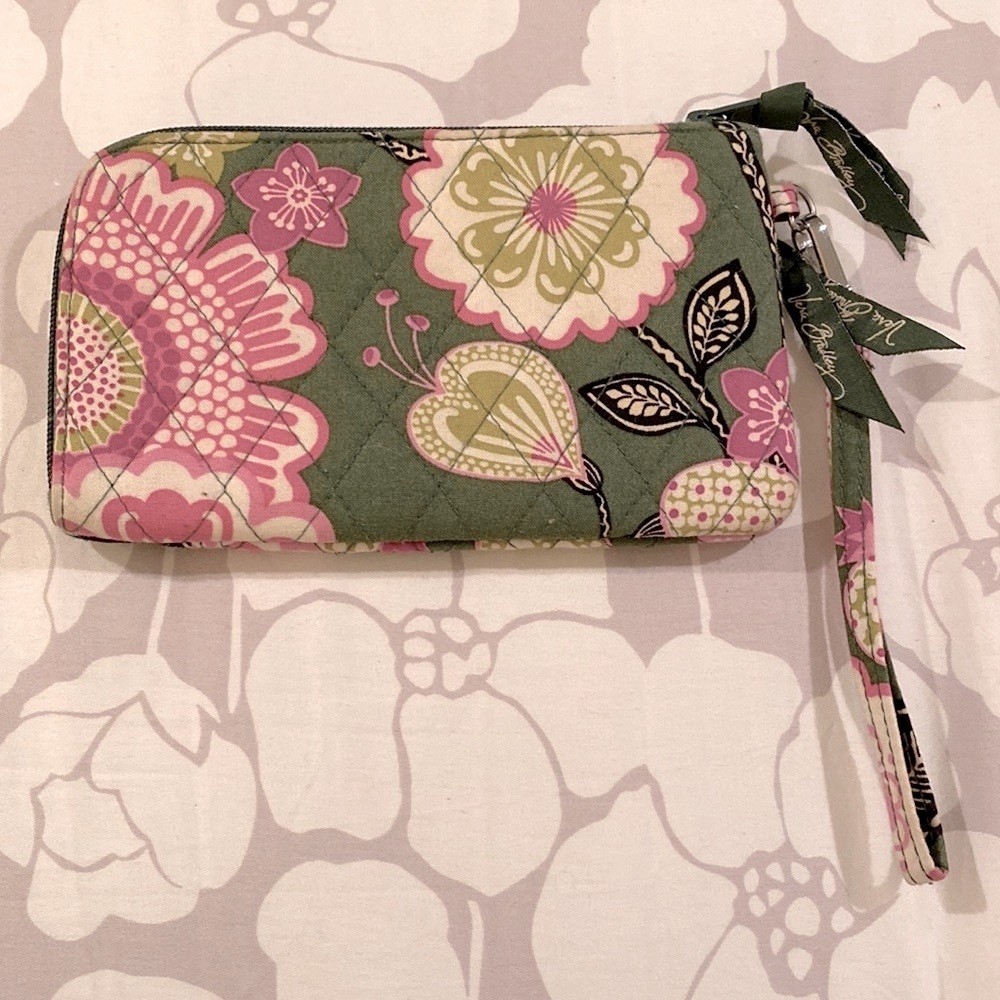 Vera Bradley Wristlet Wallet NWOT ๐บ - Picture 4 of 6